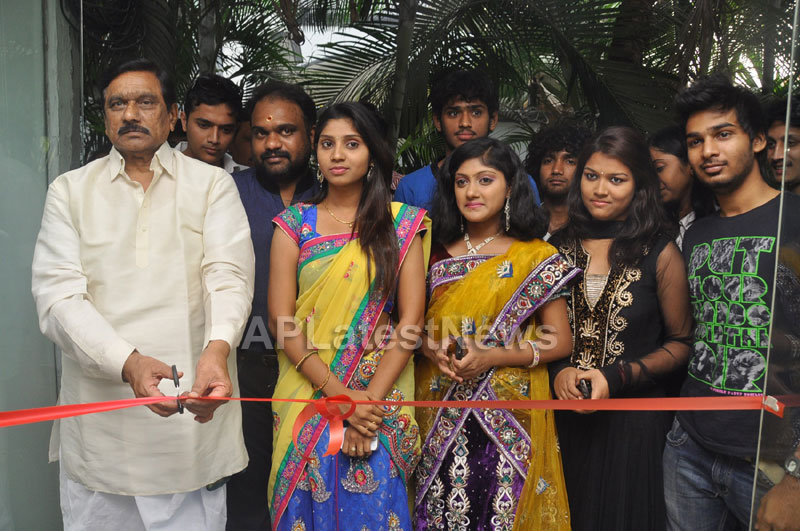 Hall of Furniture Launched at Banjara hills Inaugurated By 3G Love Movie Team - Picture 14