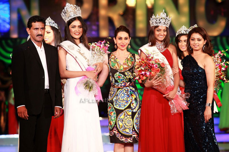 Indian Princess International Winners 2013 - Models Sizzle at Grand Finale - Picture 15