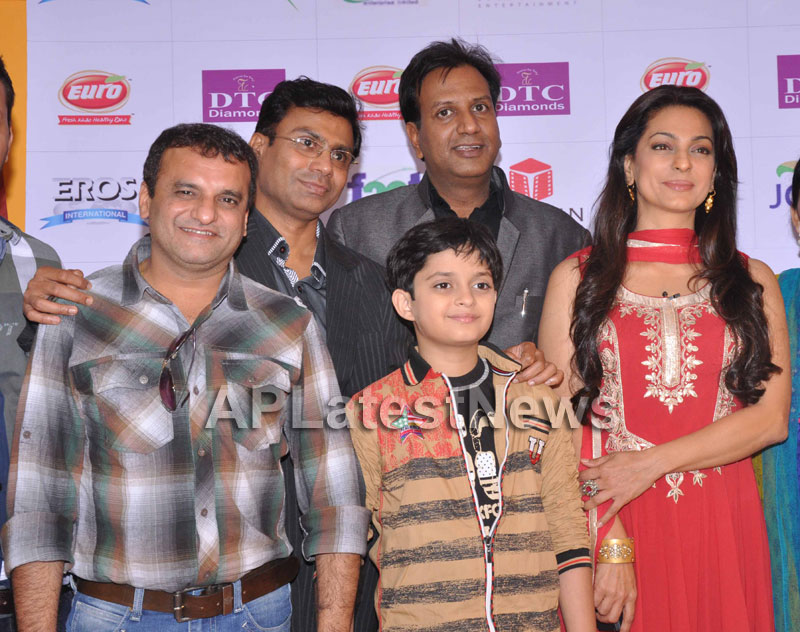 Juhi Chawla Loves Family Oriented Movie - Picture 16