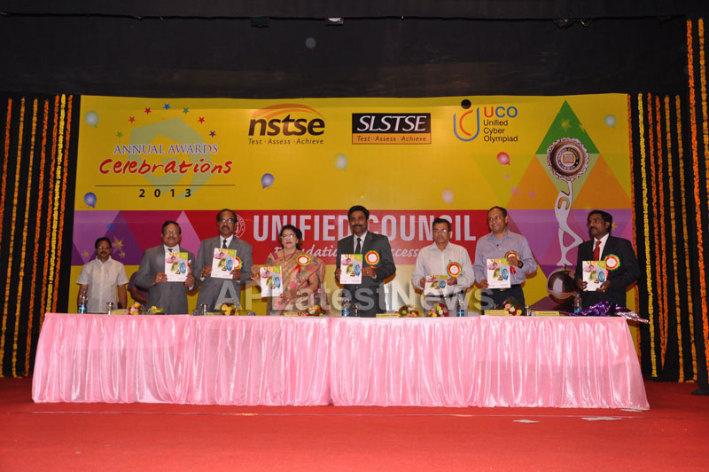 Unified Council Annual Awards Cemony - Union minister Killi Krupa Rani - Picture 1