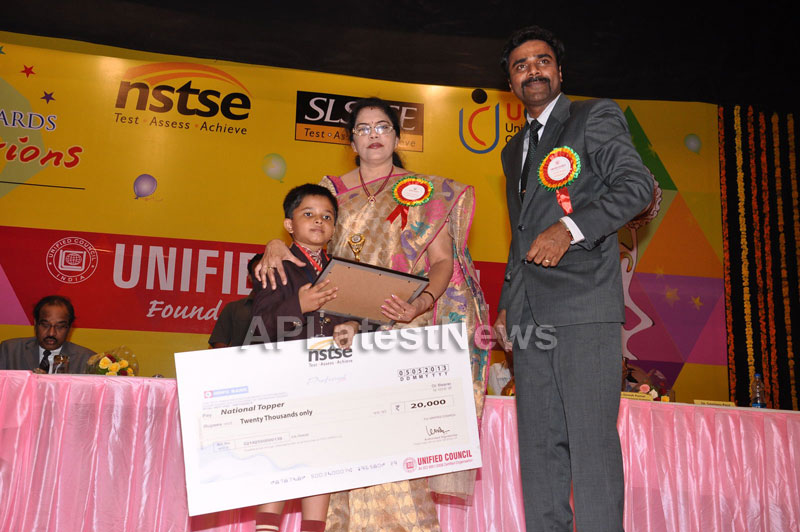 Unified Council Annual Awards Cemony - Union minister Killi Krupa Rani - Picture 5
