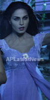 Veena Malik losses weight for her upcoming movie - The City That Never Sleeps - Picture 3