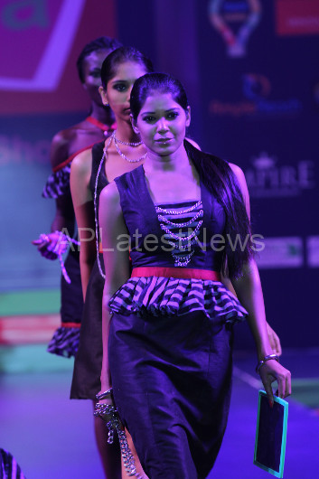 Sultry models set the ramp on fire - Lakhotia Annual Fashion Show, Hyderabad, Telangana, India - Picture 19