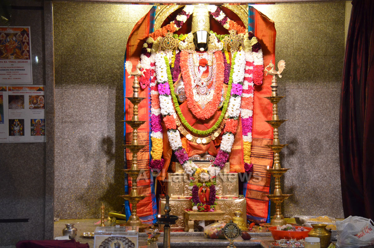 Vaikuntha Ekadashi(Mukkoti Ekadashi) at Fremont Hindu Temple, Fremont, CA, USA - Picture 2