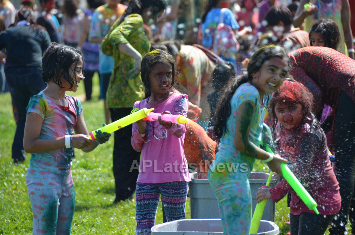 FOG Holi - Festival of Colors, Milpitas, CA, USA - Picture 2