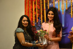 Actress Shriya Saran inaugurates Rakhi Baid art exhibition - Krishnansh - Picture 6
