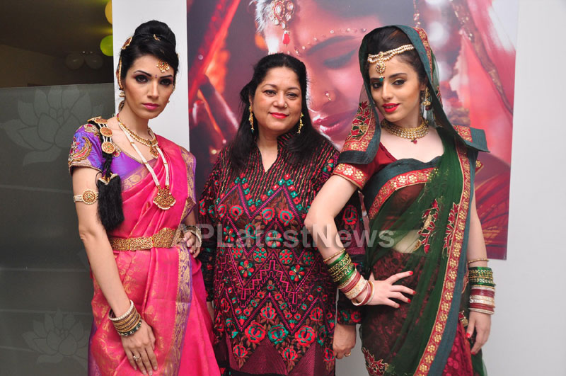Bridal Make-up to the women of Hyderabad at Lakme, Kondapur and Somajiguda - Picture 30