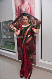 Bridal Make-up to the women of Hyderabad at Lakme, Kondapur and Somajiguda - Picture 6