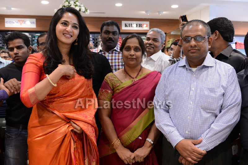 Kalamandir New Showroom launched at Rajahmundry and Kakinada - Picture 23