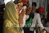 Veena Malik at Holy shrine of Gurudwara - Picture 11