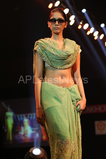 Sultry models set the ramp on fire - Lakhotia Annual Fashion Show, Hyderabad, Telangana, India - Picture 25