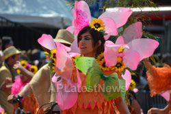 Carnaval Grand Parade at Mission District, San Francisco, CA, USA - Picture 13