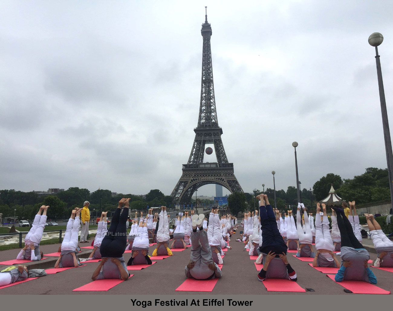 Euro Cup and Yoga Festival at Eiffel Tower Rocked Paris - Picture 2